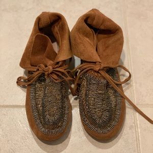 House of Harlow beaded moccasins